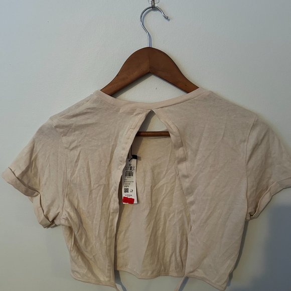 Garage crop top - Picture 2 of 3